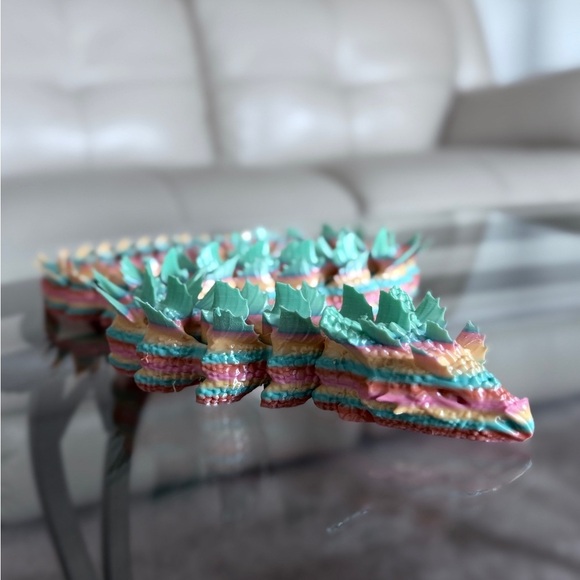 3D Printed Colorful Reptile Dragon 🐍 - Picture 9 of 9